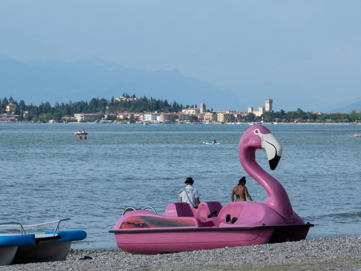 Holiday Home Garda Blue By Interhome Rivoltella del Garda Exterior foto