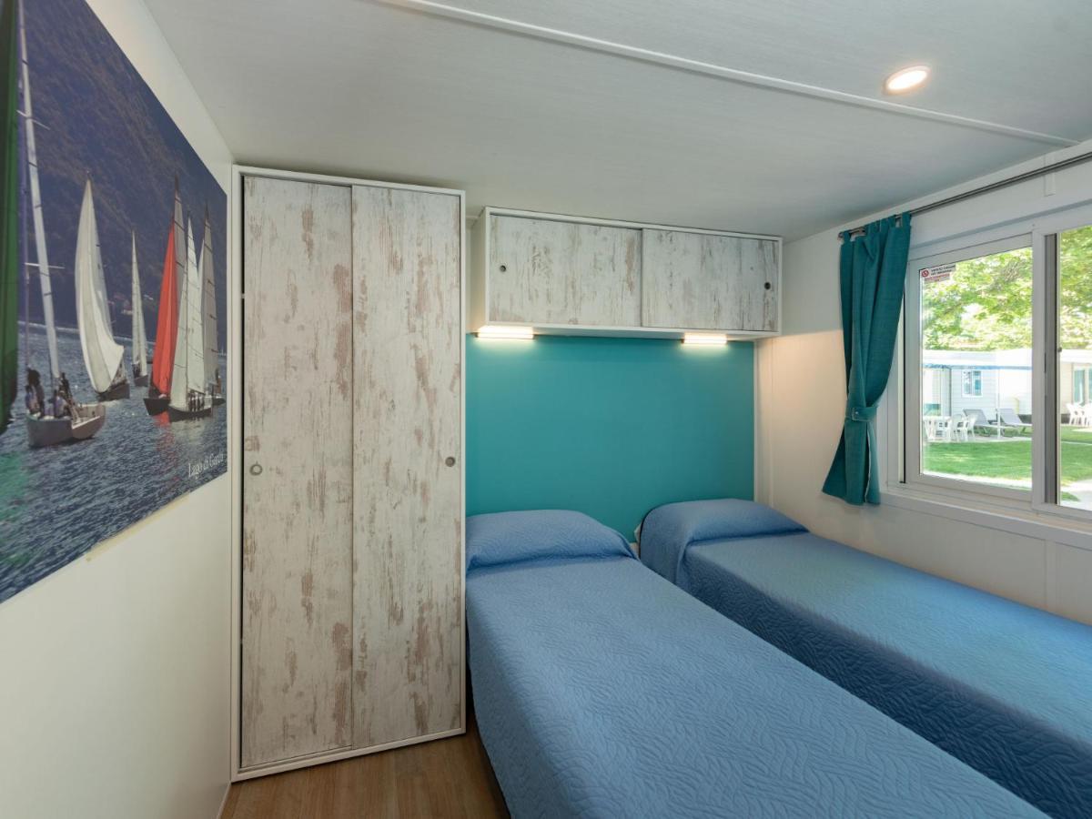 Holiday Home Garda Blue By Interhome Rivoltella del Garda Exterior foto